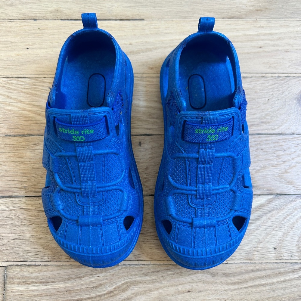 Stride Rite 360 Kids Sandals size 10